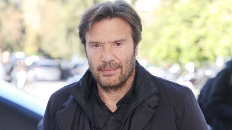 Στράτος Τζώρτζογλου