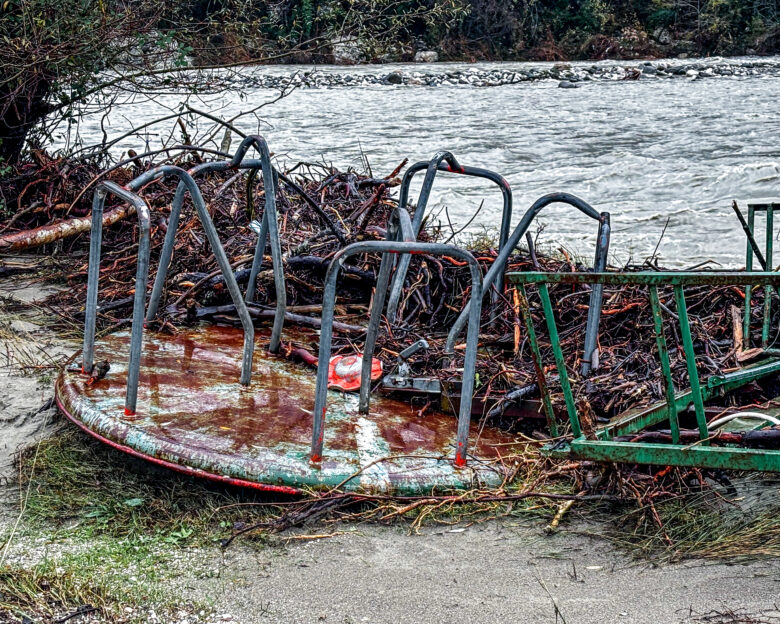 Κακοκαιρία Adel: Σε «Red Code» παραμένουν Ήπειρος, δυτική Ελλάδα και άλλες 7 περιοχές – Πού θα χτυπήσουν τα φαινόμενα