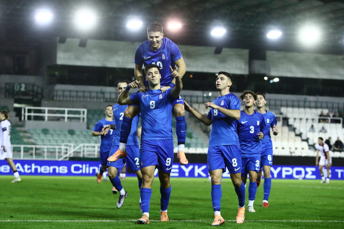 Οι παίκτες της Εθνικής Ελπίδων πανηγυρίζουν στο Euro U21 (ΑΡΓΥΡΩ ΑΝΑΣΤΑΣΙΟΥ