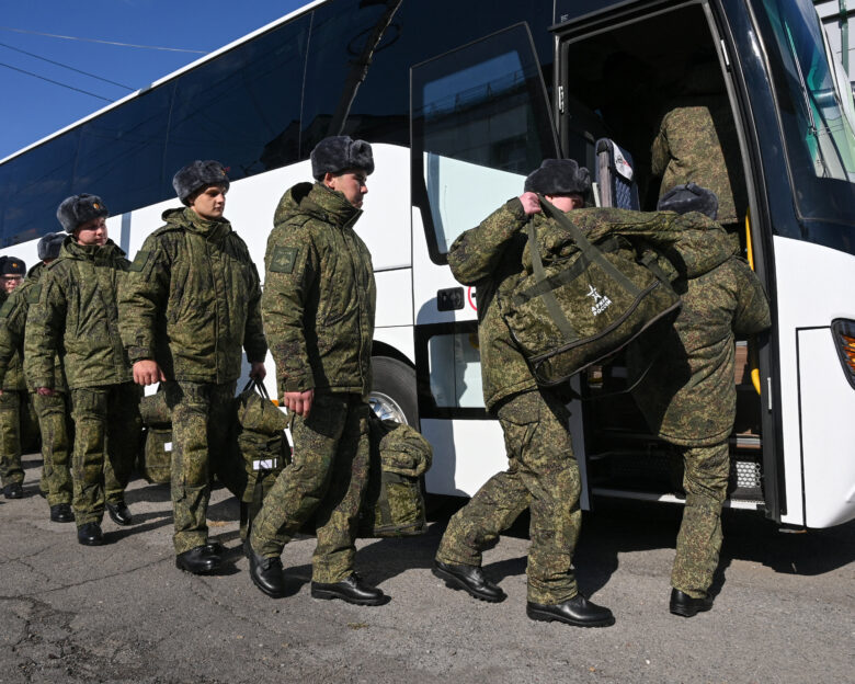 Ουκρανία: Νέοι Ινδοί παγιδεύονται με ψεύτικες δουλειές στη Ρωσία και στέλνονται στο μέτωπο