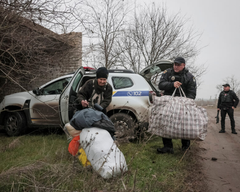 Ουκρανία: Οι τελευταίοι κάτοικοι της Χουλιαϊπόλε απομακρύνονται υπό τα drones και την ρωσική προέλαση