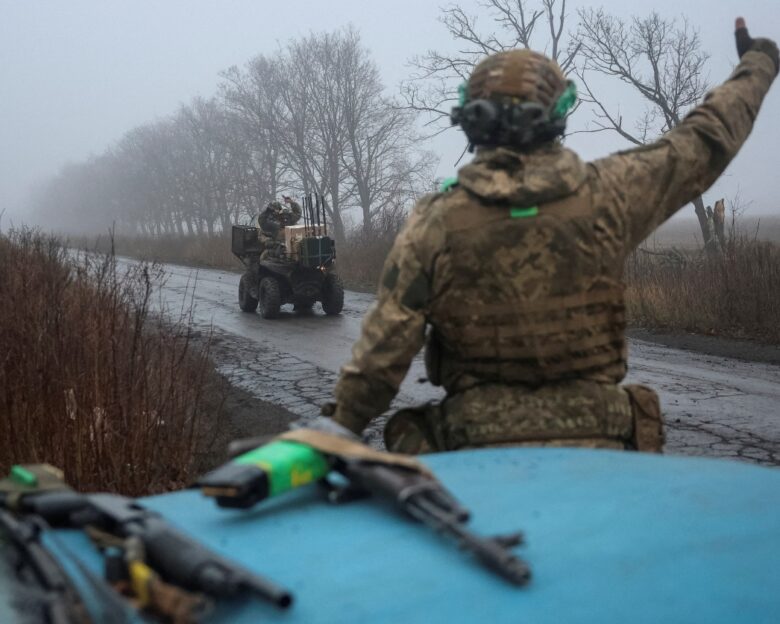 Politico: Η Ευρώπη σκέφτεται αντίποινα κατά της Ρωσίας για τον υβριδικό πόλεμο με τα drones