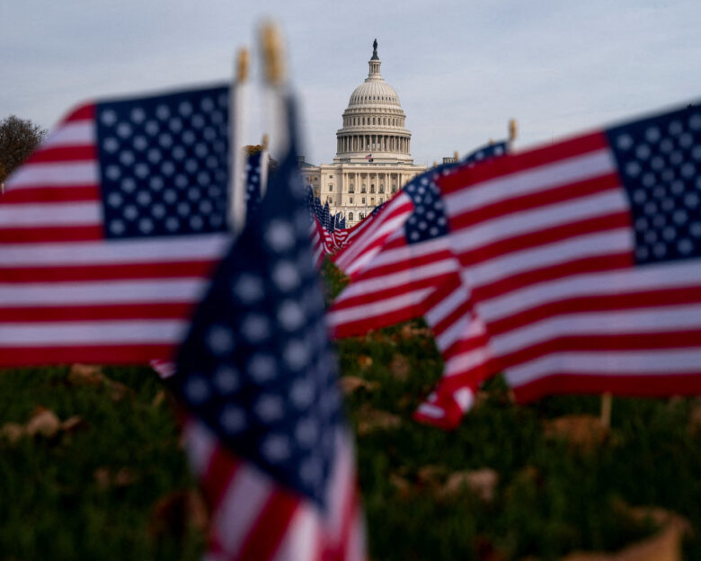 ΗΠΑ: Οι Δημοκρατικοί εμφανίζονται ενισχυμένοι από τις τοπικές νίκες ενόψει των ενδιάμεσων εκλογών