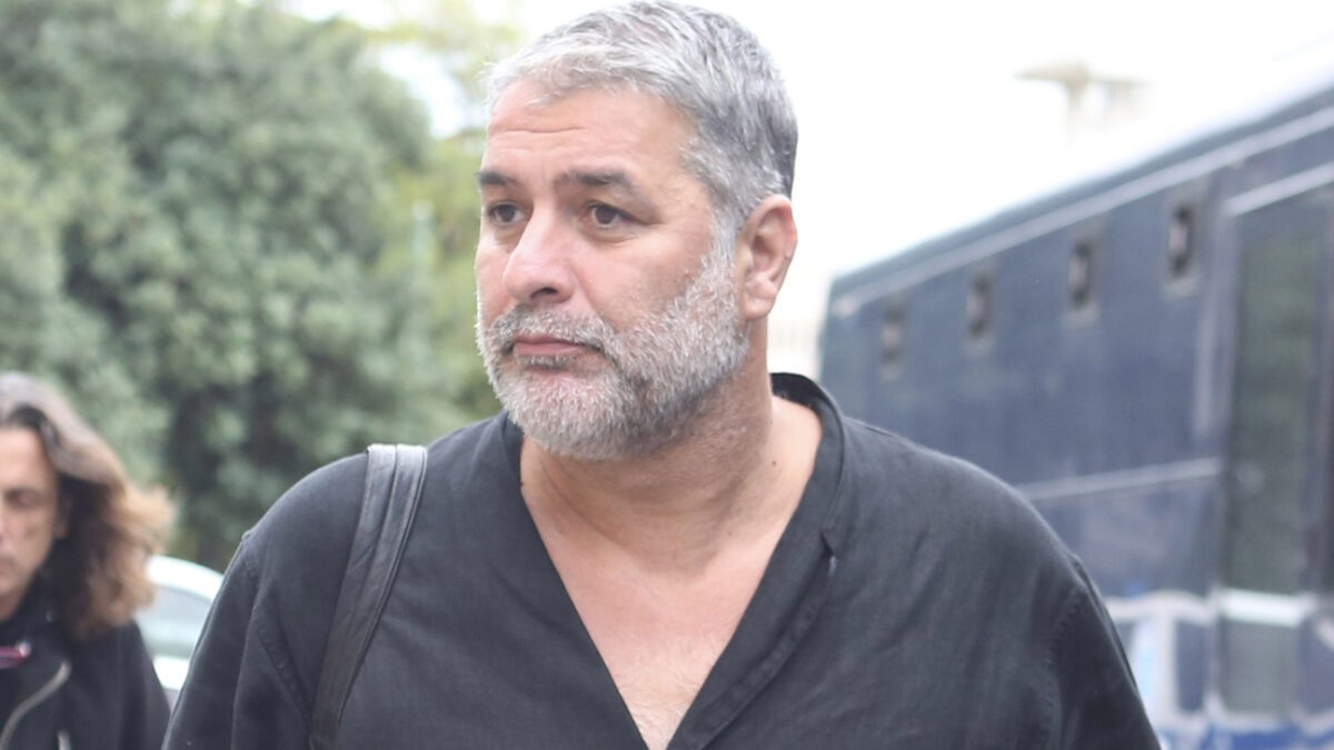 Βασίλης Μπισμπίκης