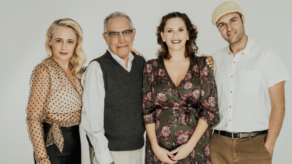 «Σοφία Βέμπο – Η Μεγάλη Ελληνίδα»: Η Θεοφανία Παπαθωμά ενσαρκώνει τη γυναίκα σύμβολο που έγινε η φωνή της Ελλάδας