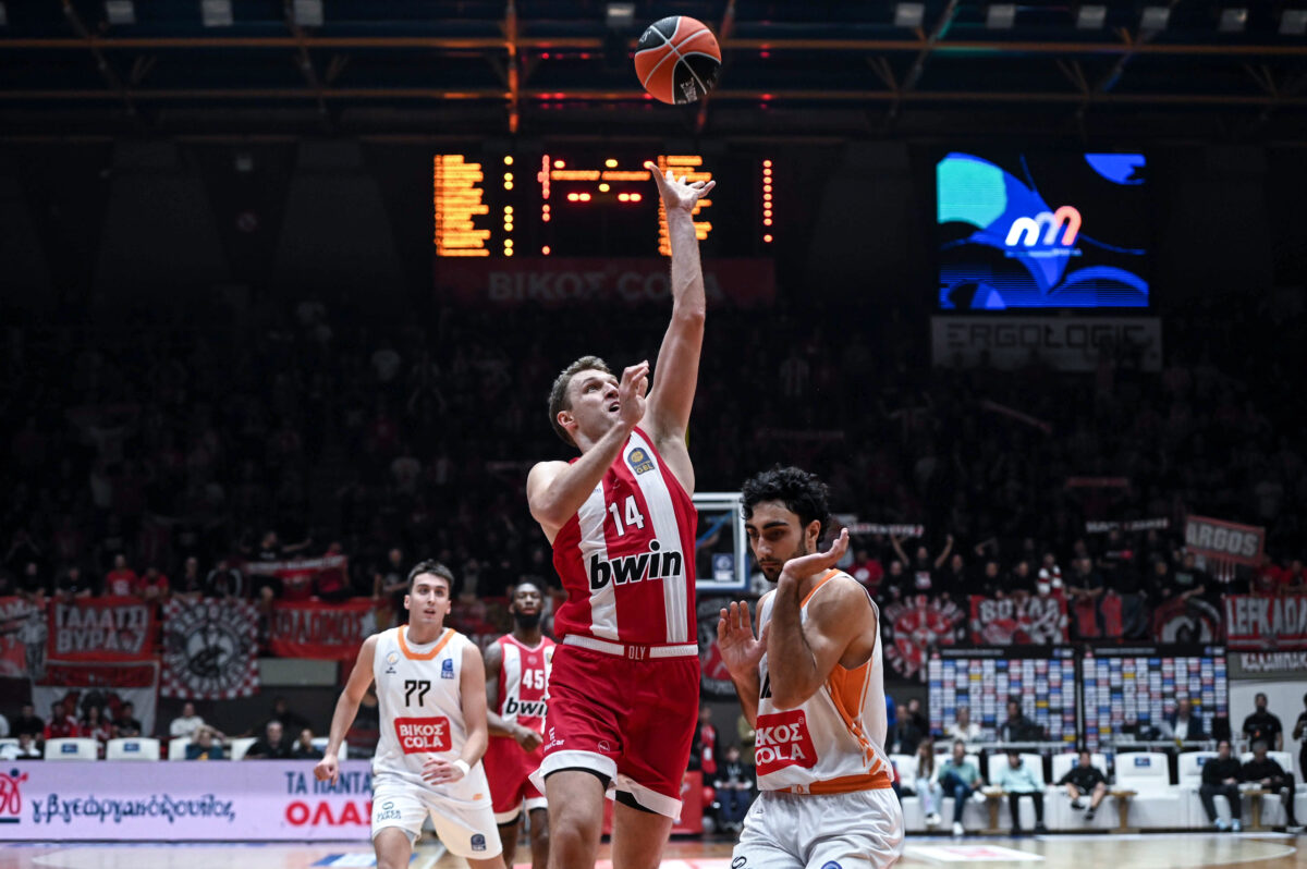 Σάσα Βεζένκοφ