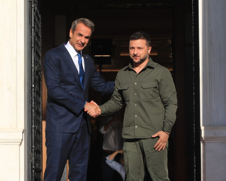 Ο Ζελένσκι στην Αθήνα την Κυριακή για συναντήσεις με Μητσοτάκη και Τασούλα – Άμυνα και Ενέργεια στο επίκεντρο