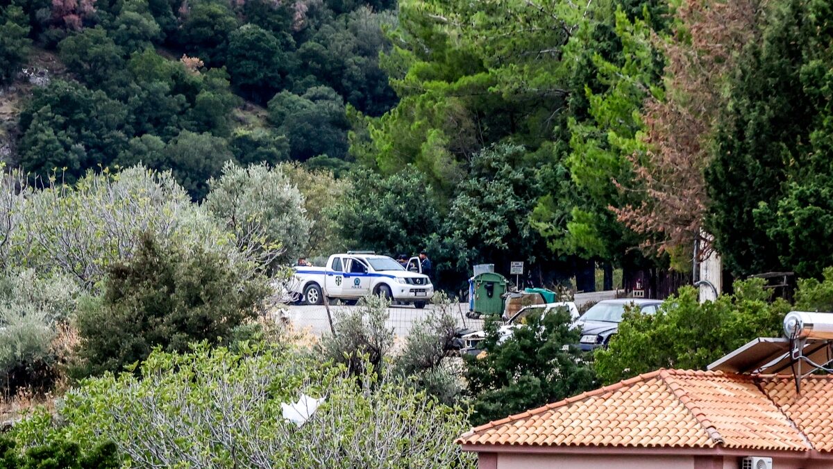 Περιπολικό σε επαρχιακό δρόμο