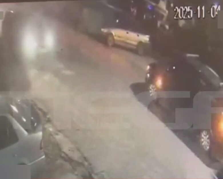 Βορίζια: Η στιγμή της παράδοσης των τριών αδερφών για το μακελειό – «Ο 29χρονος δεχόταν απειλές, φοβόταν για τη ζωή του» λέει η σύζυγος του