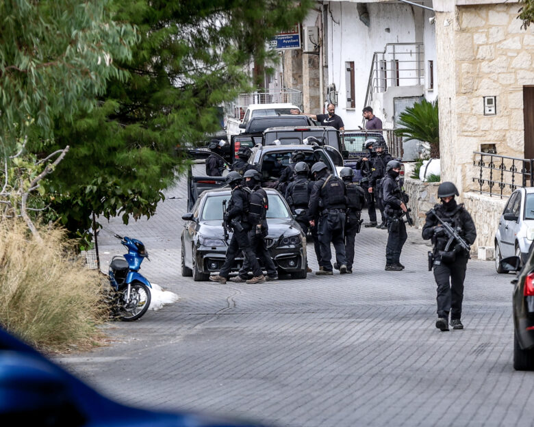 Ηράκλειο: Αναβίωσε η βεντέτα στα Βορίζια με 3 νεκρούς από πυροβολισμούς – Αντίποινα για βόμβα σε υπό κατασκευή σπίτι