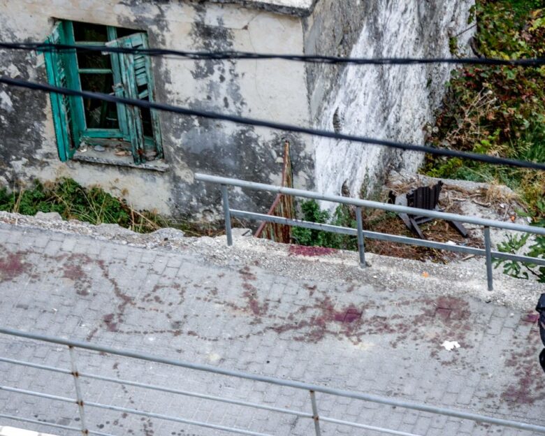 Βορίζια: «Άδειασε δύο γεμιστήρες προς τον κόσμο στην πλατεία, θα μπορούσαν οι νεκροί να είναι 20» – Σοκάρουν οι μαρτυρίες για το αιματοκύλισμα