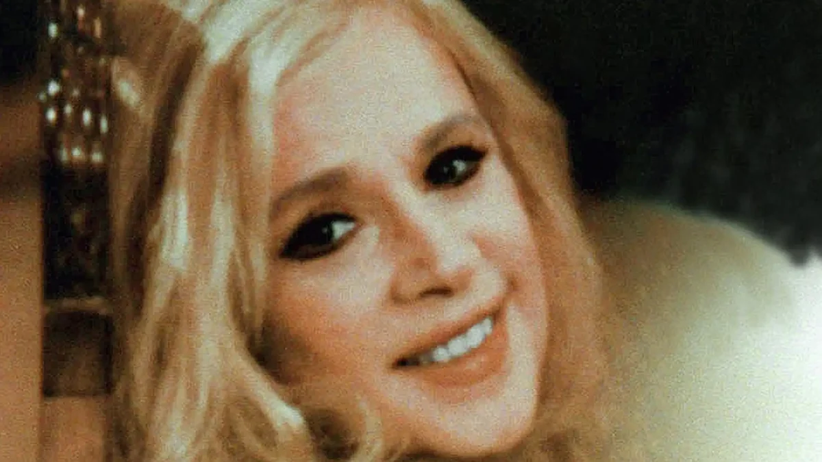 Αλίκη Βουγιουκλάκη