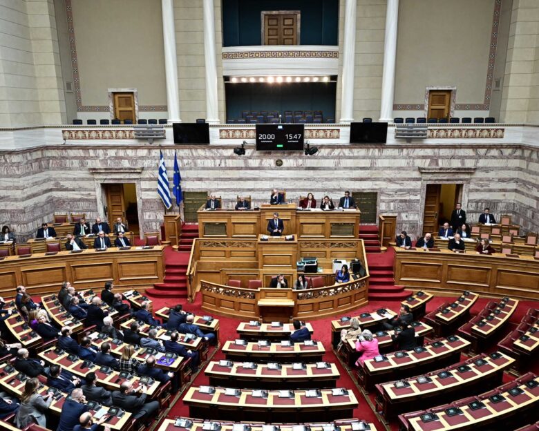 Boυλή: Αναβλήθηκε η κοινή συνεδρίαση των αρμόδιων επιτροπών για τα ΕΛΤΑ μετά την παραίτηση του Γρηγόρη Σκλήκα