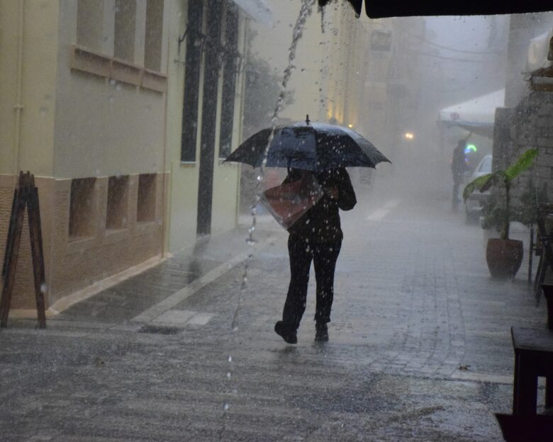 Καιρός: Κακοκαιρία τύπου «Π» έρχεται με ισχυρές βροχές, χιόνια και μποφόρ – Καταιγίδες και στην Αττική την Παρασκευή