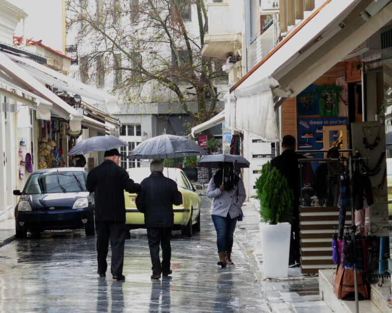 Καιρός: Ψυχρή εισβολή με κρύο και χιόνια μέχρι τη Δευτέρα και μετά νέα κακοκαιρία με καταιγίδες που θα πλήξουν πάλι τα δυτικά