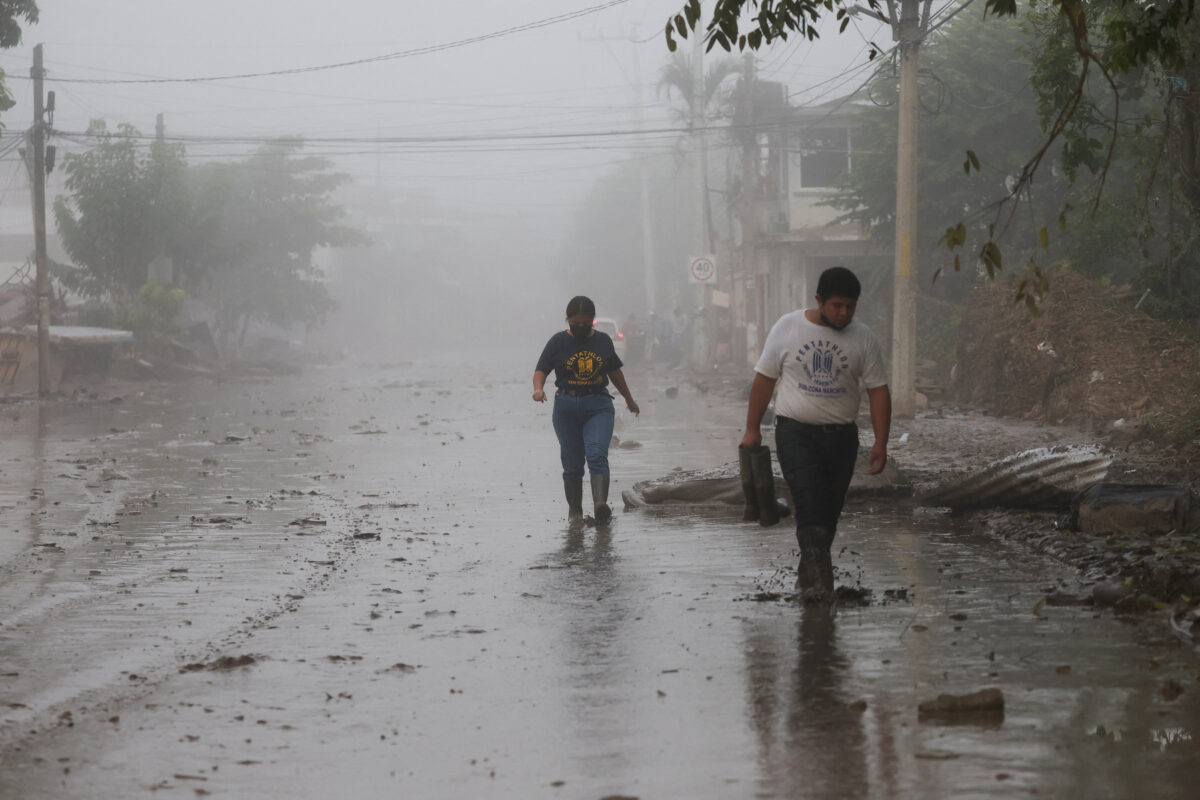 Καιρός: Ισχυρές βροχές και καταιγίδες μέχρι την Τρίτη σε δυτικά, Δωδεκάνησα και Θράκη - Επικαιροποιήθηκε το έκτακτο δελτίο επιδείνωσης