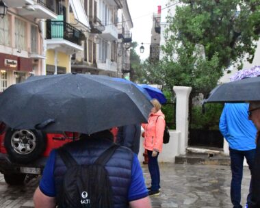 ΒΡΟΧΗ ΣΤΟ ΝΑΥΠΛΙΟ. (ΒΑΣΙΛΗΣ ΠΑΠΑΔΟΠΟΥΛΟΣ