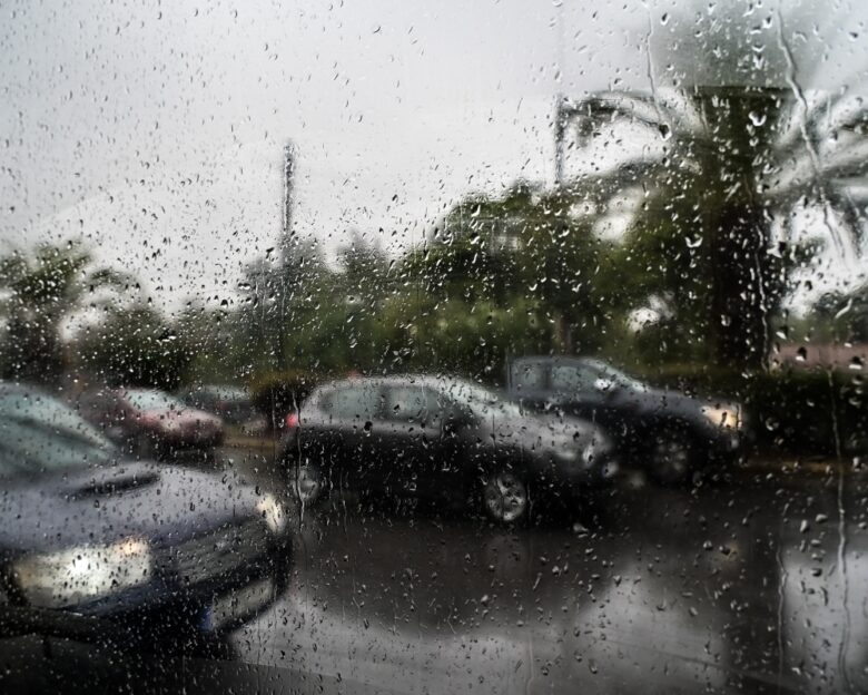 Καιρός: Καταιγίδες στα Δυτικά και εκτεταμένες βροχές «βλέπει» ο Καλλιάνος – «Δεν χρειάζεται πανικός αλλά αυξημένη εγρήγορση»