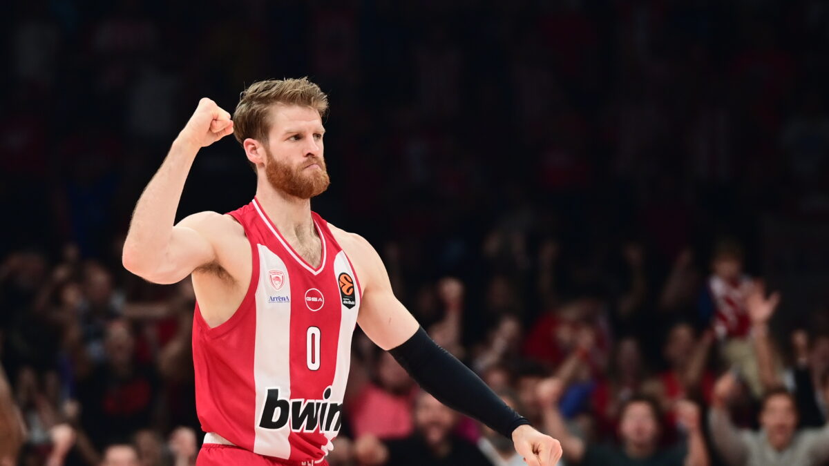 Ο Γουόκαπ πανηγυρίζει κόντρα στην Παρτιζάν (ΓΙΩΡΓΟΣ ΜΑΤΘΑΙΟΣ