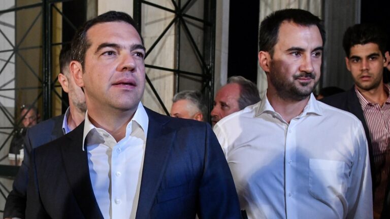 Αλέξης Χαρίτσης και Αλέξης Τσίπρας