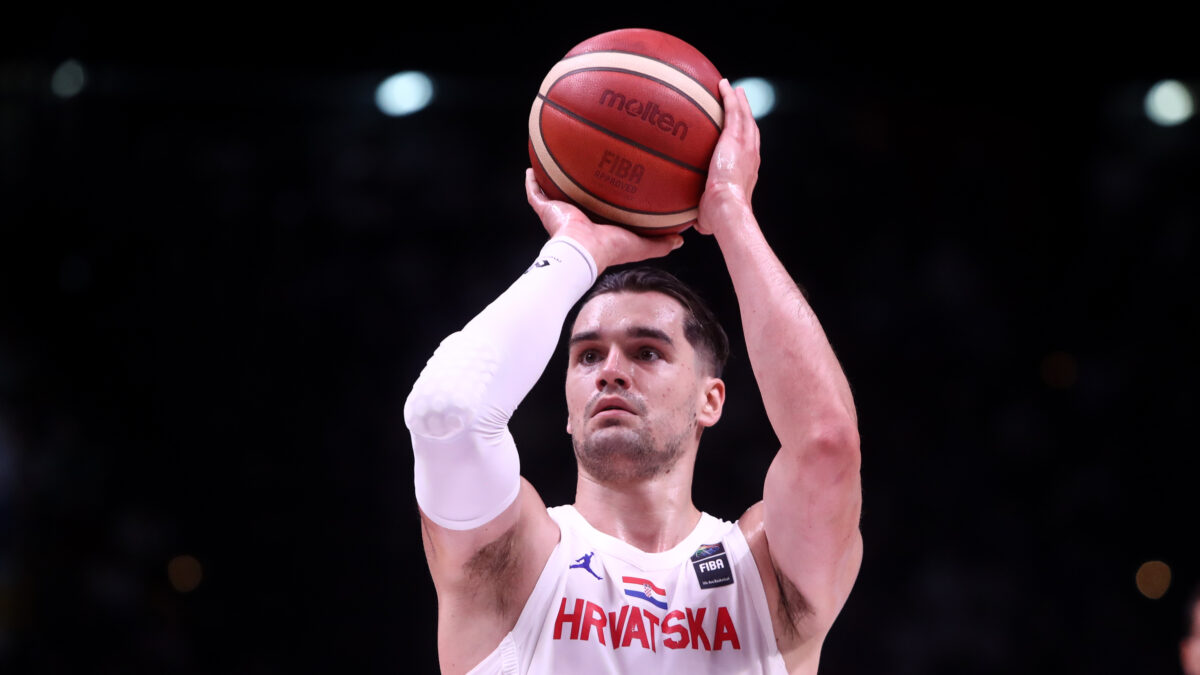 Ο Χεζόνια σε αγώνα της εθνικής Κροατίας (ΘΑΝΑΣΗΣ ΔΗΜΟΠΟΥΛΟΣ