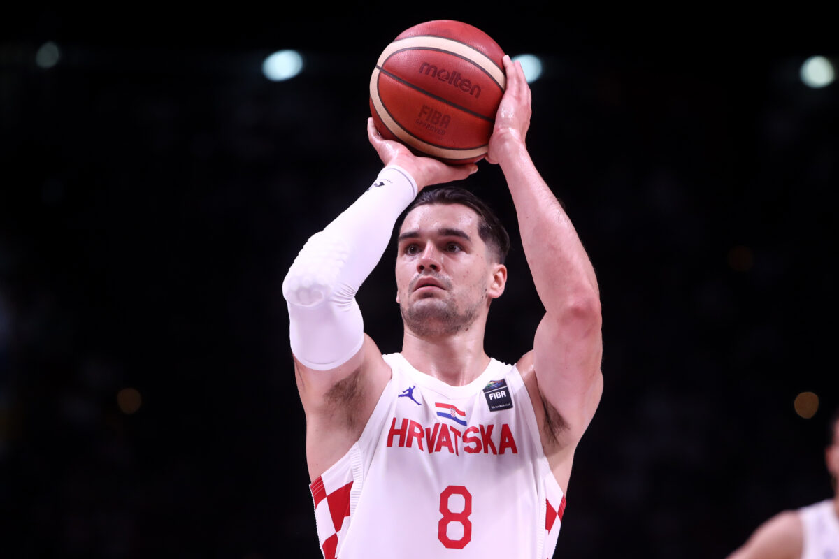 Ο Χεζόνια σε αγώνα της εθνικής Κροατίας (ΘΑΝΑΣΗΣ ΔΗΜΟΠΟΥΛΟΣ