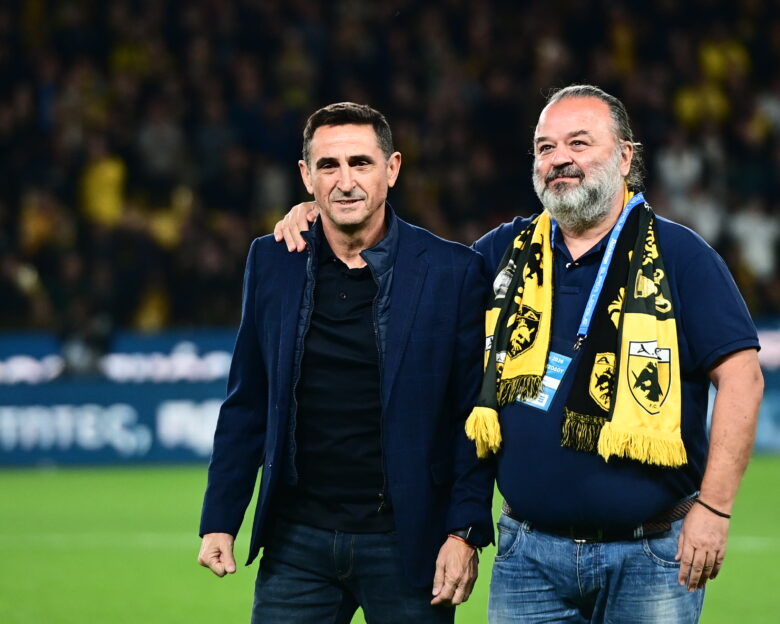 Ο Μανόλο Χιμένεθ βραβεύτηκε από τον Μάριο Ηλιόπουλο και αποθεώθηκε από τον κόσμο της ΑΕΚ