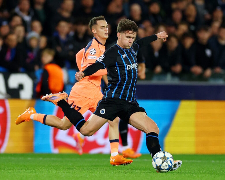 Champions League: Η Μπαρτσελόνα «επέζησε» από το συγκλονιστικό ματς του Μπριζ με αυτογκόλ του Τζόλη – 4η ήττα για Μπενφίκα και Άγιαξ