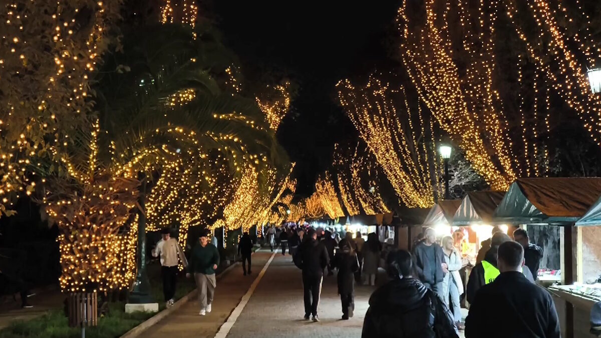 Το χριστουγεννιάτικο χωριό στο Πεδίον του Άρεως