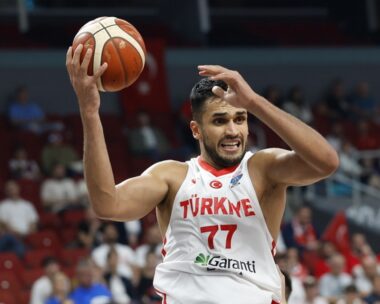 Ο Γιούρτσεβεν σε αγώνα της Τουρκίας