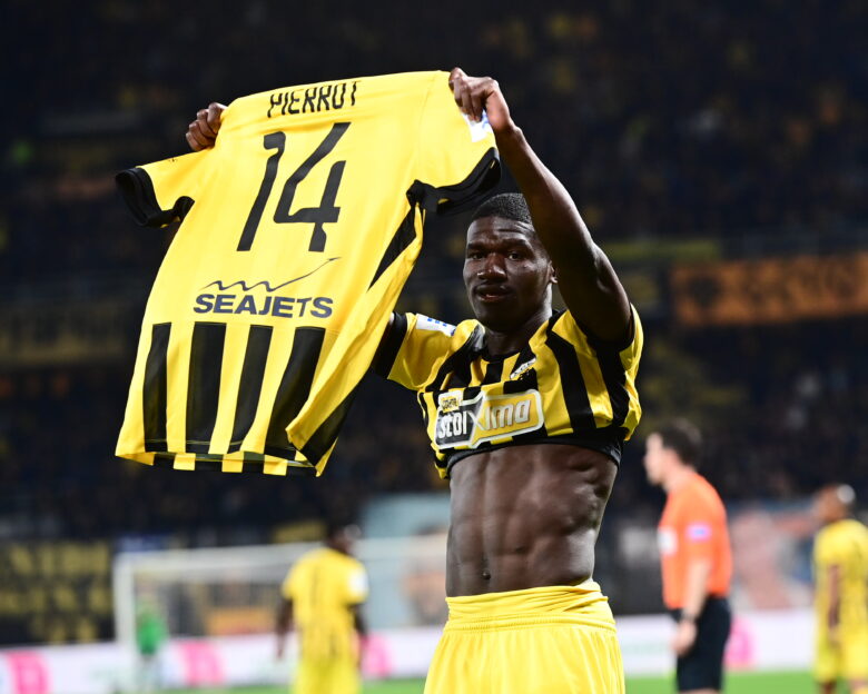 Πιερό για την αφιέρωση του Ζίνι στο ΑΕΚ – Άρης: «Ευχαριστώ αδερφέ μου»