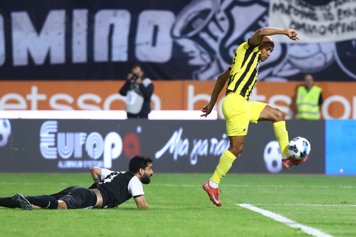 ΦΩΤΟ ΜΑΡΚΟΣ ΧΟΥΖΟΥΡΗΣ