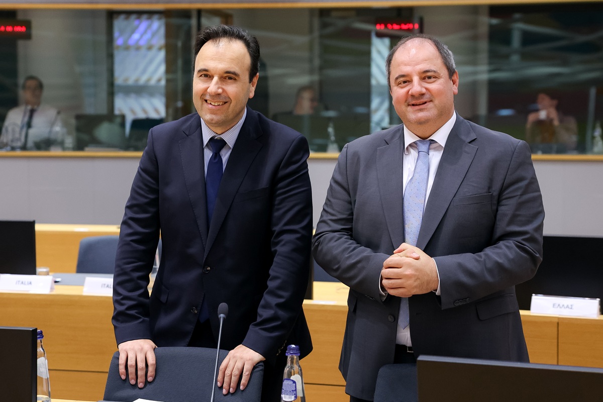 Δημήτρης Παπαστεργίου