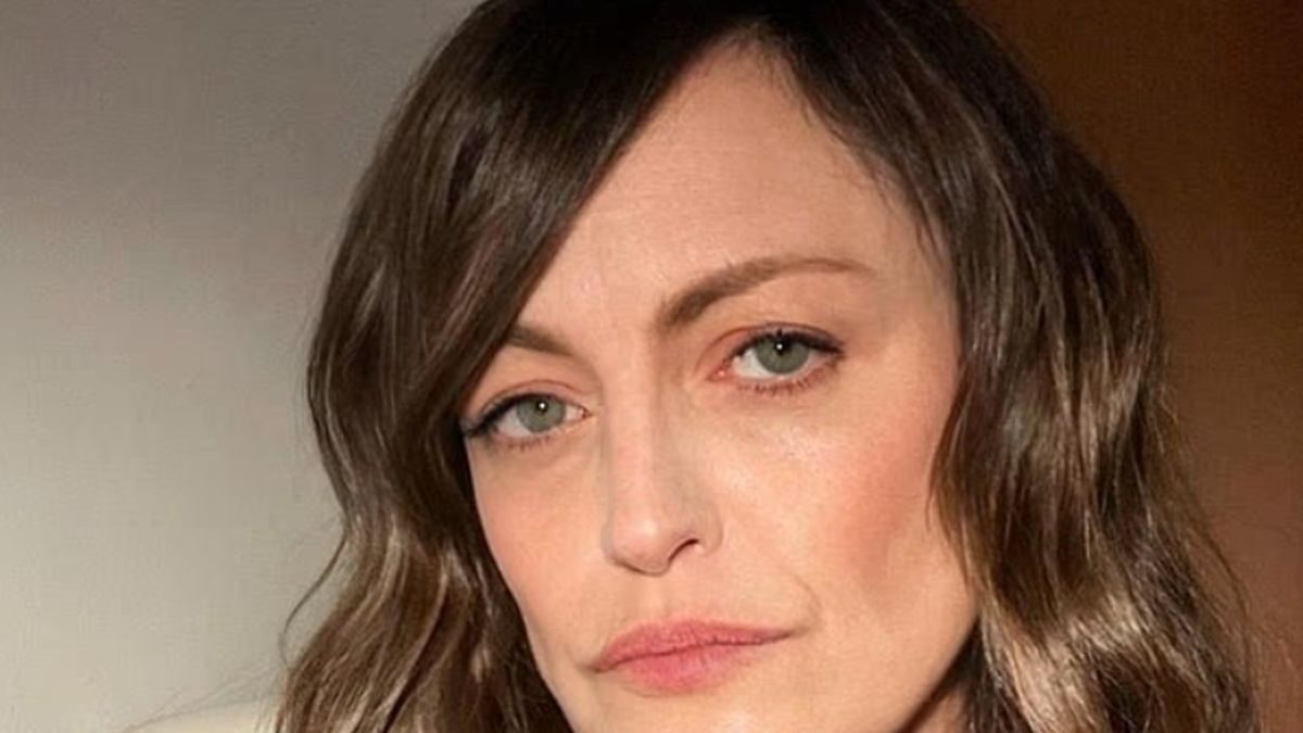 Κλερ Μπροσό