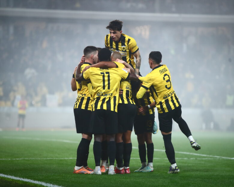 Super League: ΠΑΟΚ και ΑΕΚ διατηρούν τη «μάχη» στην κορυφή – Παραμένει «άρρωστος» ο Παναθηναϊκός