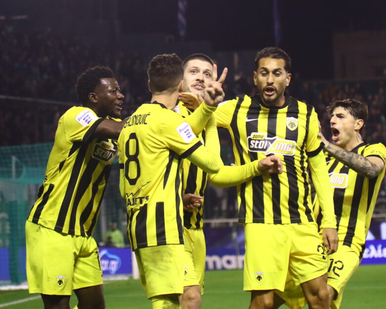 Super League: «Σφαγή» για την κορυφή μετά τη νέα νίκη του Ολυμπιακού και τα φοβερά διπλά της ΑΕΚ και του ΠΑΟΚ