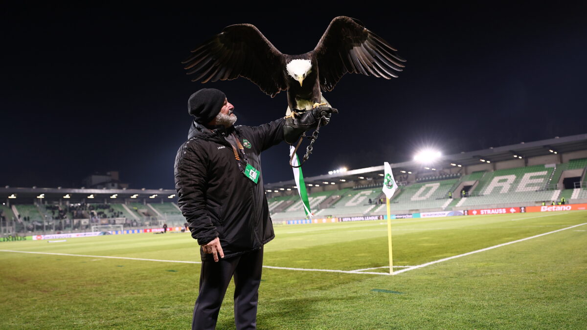Ο αετός στο γήπεδο της Λουντογκόρετς (ΡΑΦΑΗΛ ΓΕΩΡΓΙΑΔΗΣ