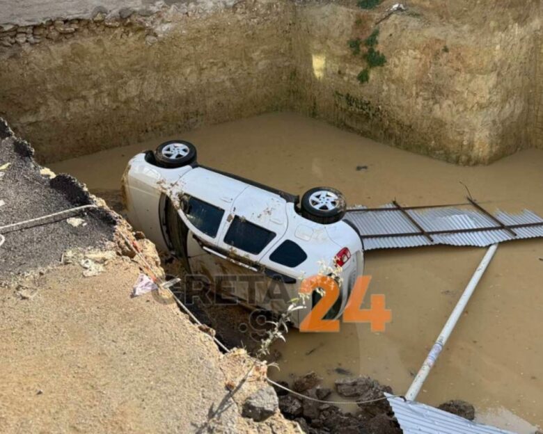 Κατέρρευσε δρόμος στο Ηράκλειο: Αυτοκίνητο «βούλιαξε» σε σκαμμένο οικόπεδο – Δείτε φωτογραφίες
