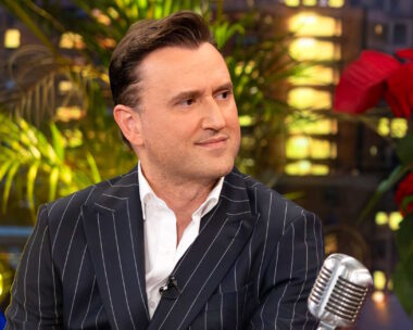 Ο Αργύρης Αγγέλου στο πλατό της εκπομπής «The 2night Show»