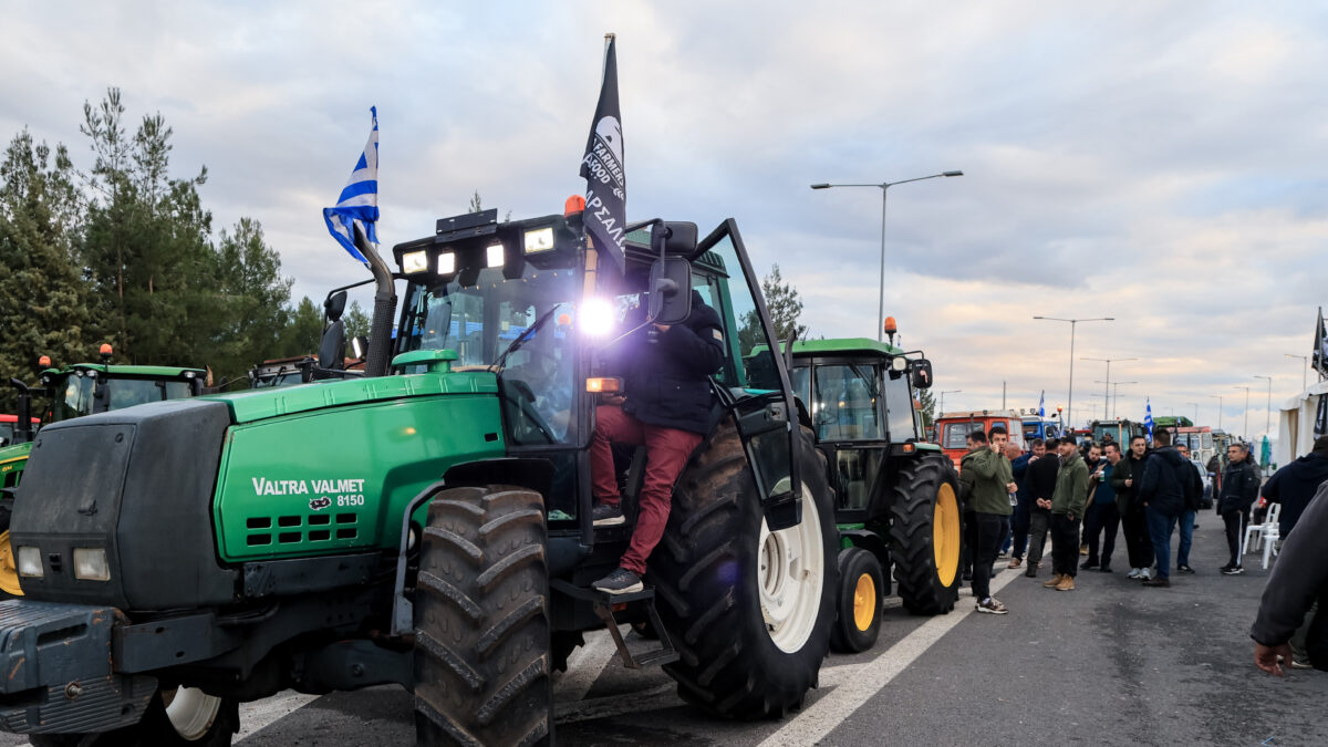 Αγρότες στη Νίκαια της Λάρισας
