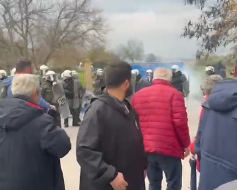 Αγροτικά μπλόκα: Δικογραφία για τα επεισόδια κοντά στο αεροδρόμιο «Μακεδονία»