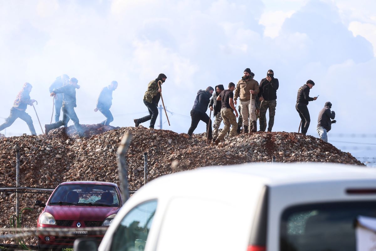 Αγρότες στο Ηράκλειο έξω από το αεροδρόμιο