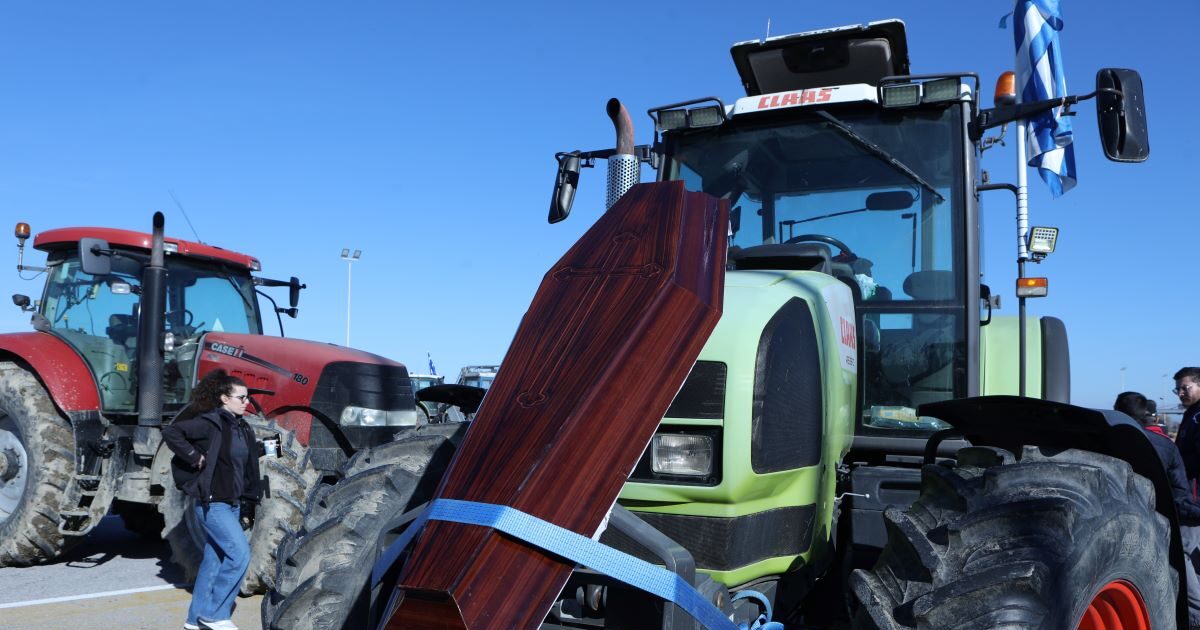 Αγροτικό μπλόκο στα Μάλγαρα