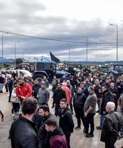 Μπλόκο αγροτών στα διόδια Ακτίου.  ΓΙΩΡΓΟΣ ΕΥΣΤΑΘΙΟΥ