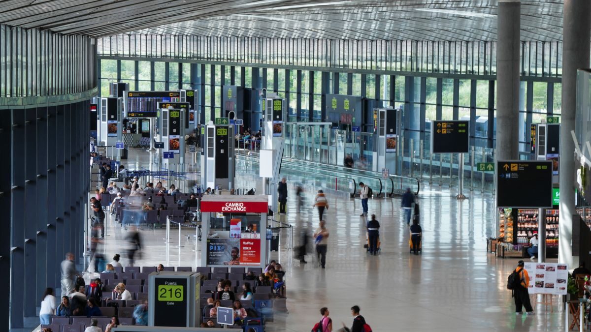 Οι ξένοι τουρίστες στις ΗΠΑ θα πρέπει να παρέχουν ιστορικό πενταετίας των social media τους