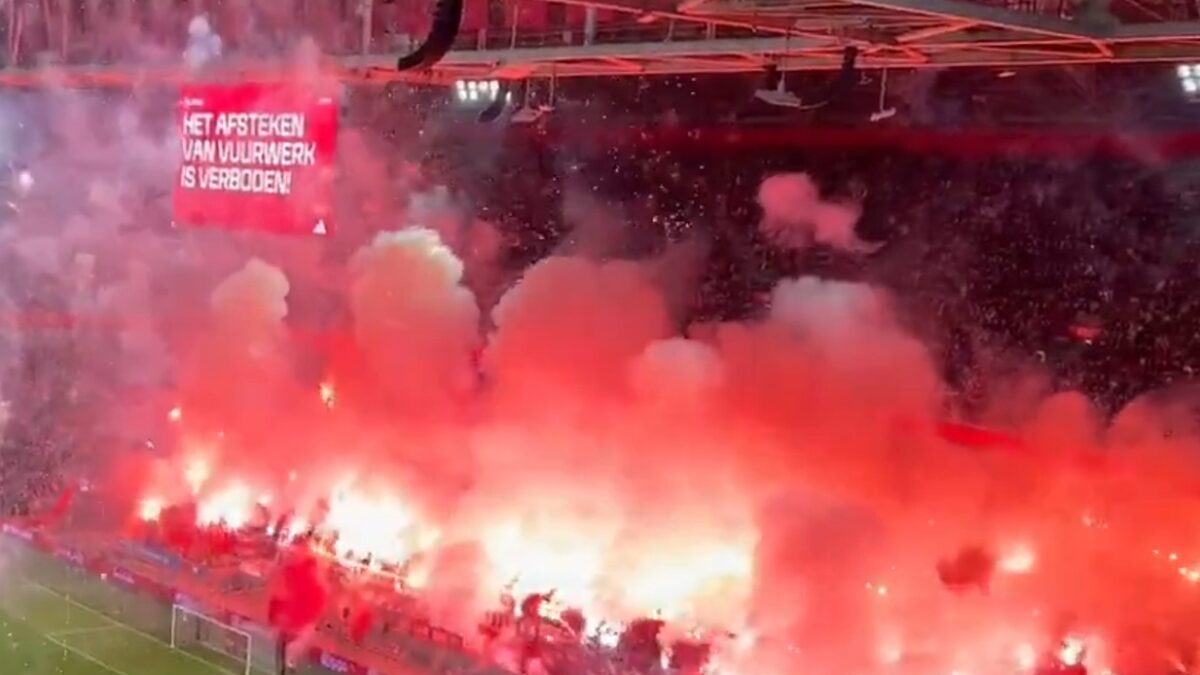 Άγιαξ – Γκρόνινγκεν: Οριστική διακοπή στο ματς εξαιτίας καπνογόνων