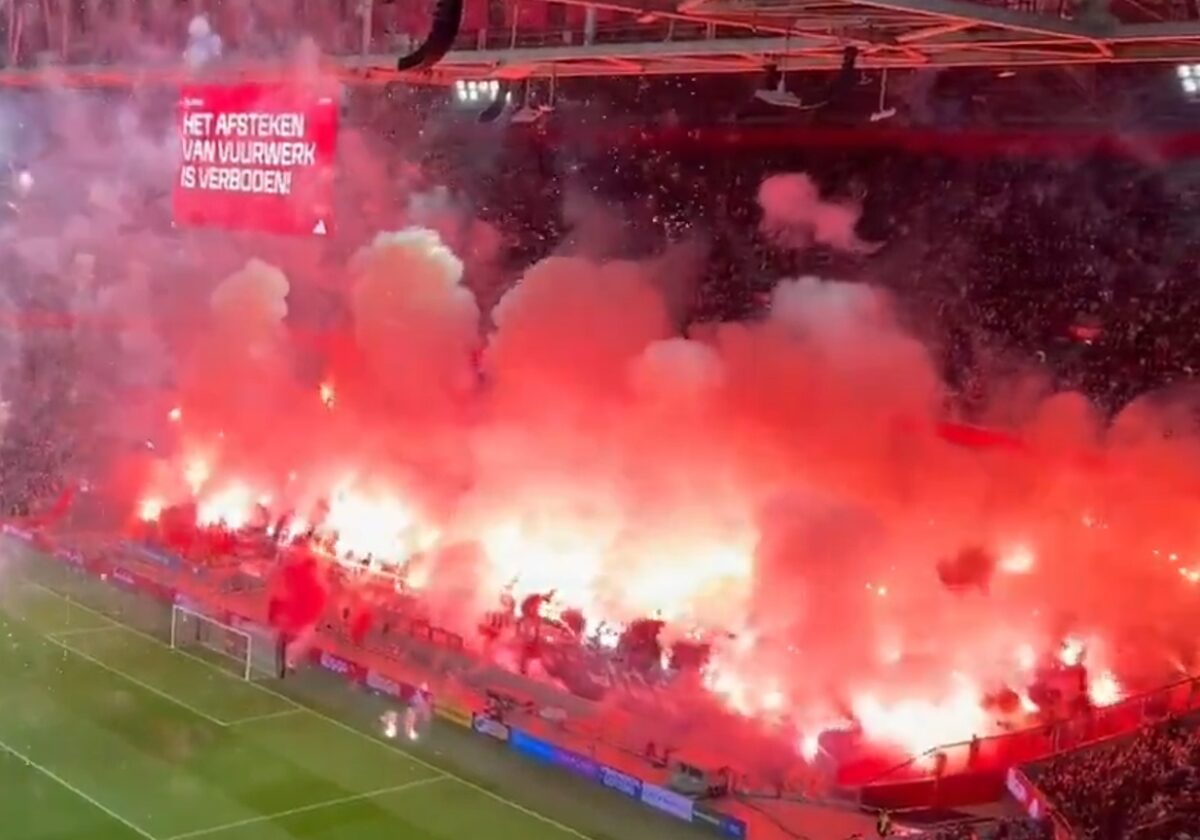 Άγιαξ – Γκρόνινγκεν: Οριστική διακοπή στο ματς εξαιτίας καπνογόνων