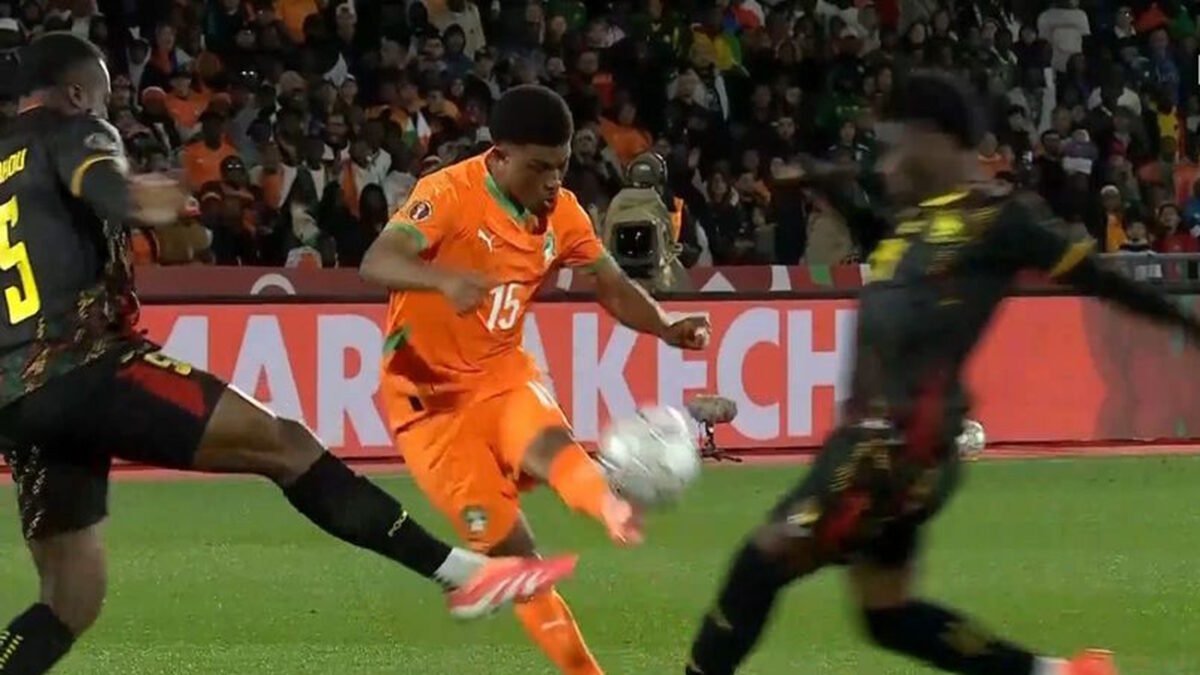 Ακτή Ελεφαντοστού – Καμερούν 1-1: Μια ισοπαλία που άφησε τα πάντα ανοικτά για την πρωτιά στον 6ο όμιλο στο Copa Africa