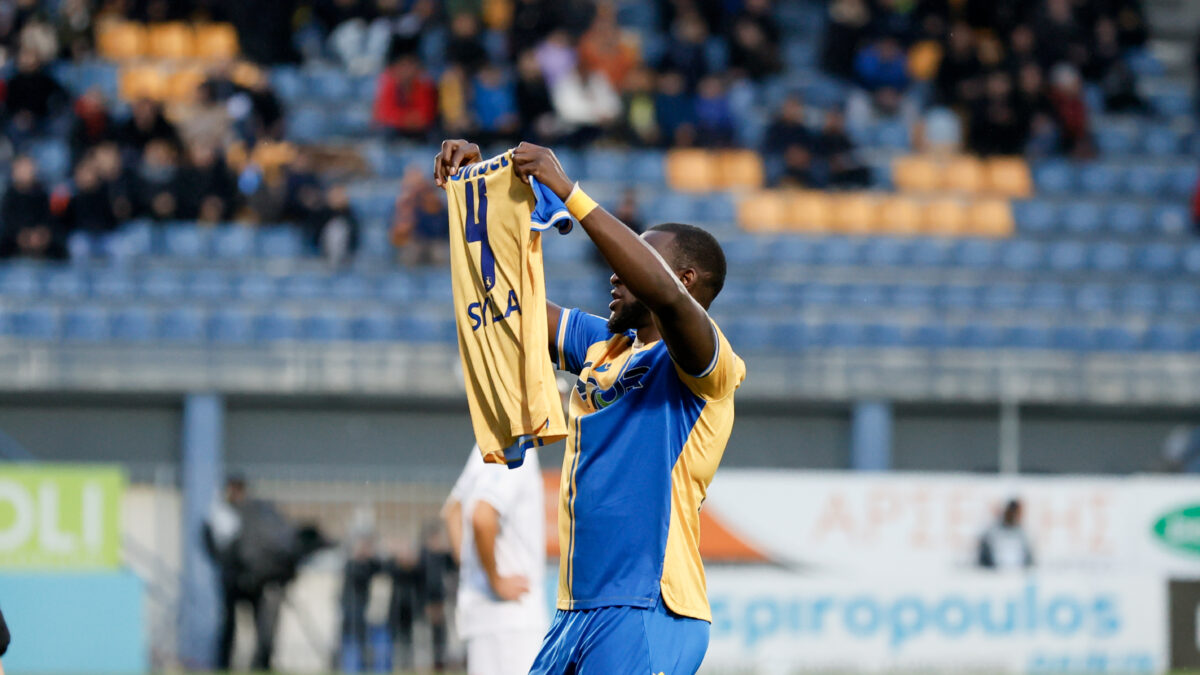 Ο Αλάγκμπε με τη φανέλα του Σιλά