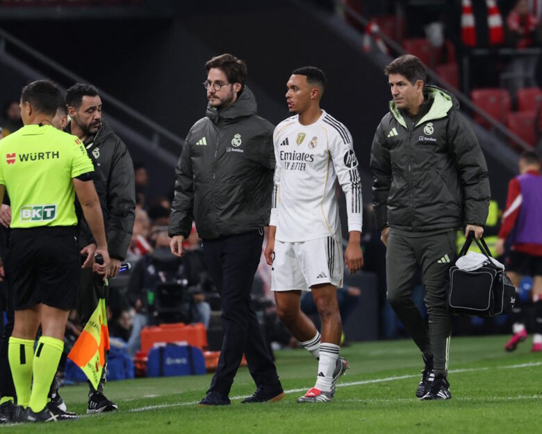 Αλεξάντερ-Άρνολντ: O μπακ της Ρεάλ Μαδρίτης θα επιστρέψει στην αγωνιστική δράση το Φεβρουάριο του 2026